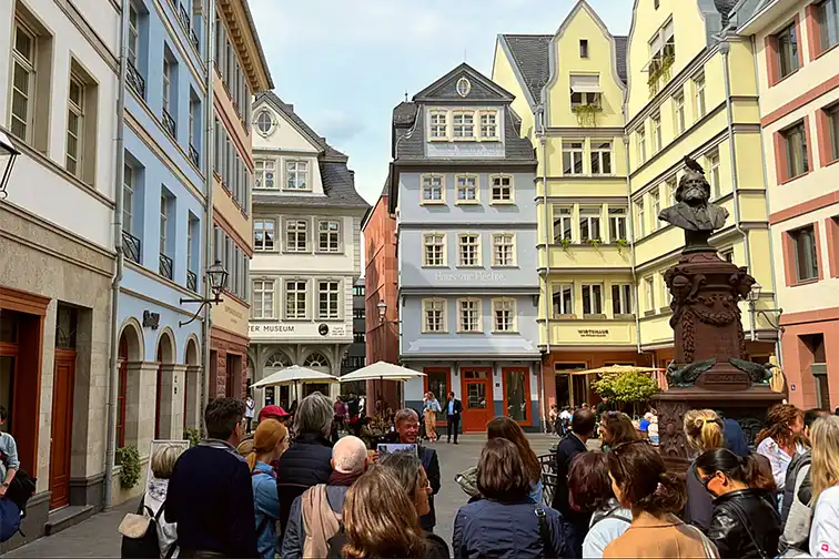 Bild Frankfurts neuer Herzschlag: Das Comeback der Altstadt